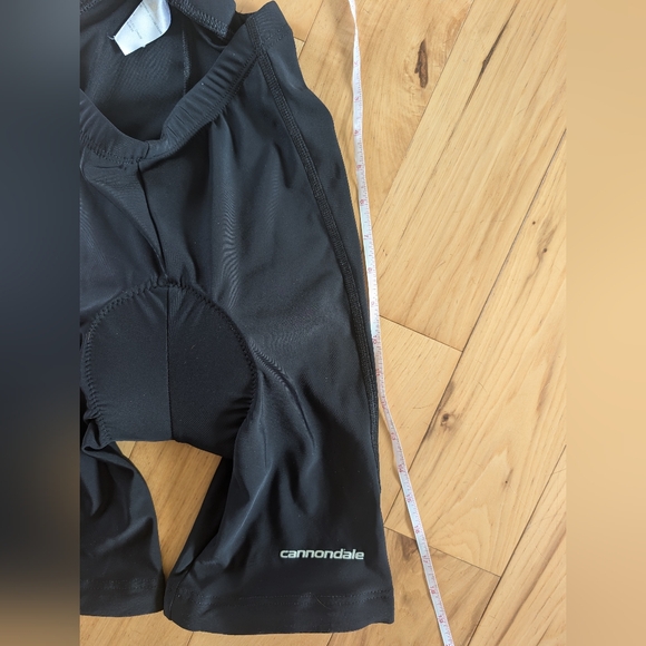 Women's Cannondale Bicycle Shorts (Padded) - Picture 4 of 5